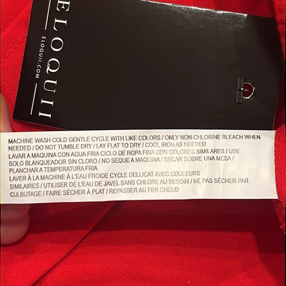 🌸 NWT  ELOQUII Sz 16 red pleated mid size skirt - Picture 5 of 6